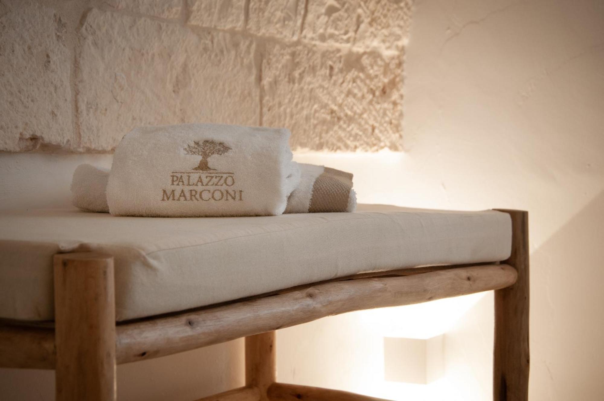 מלון לוקורוטונדו Palazzo Marconi מראה חיצוני תמונה